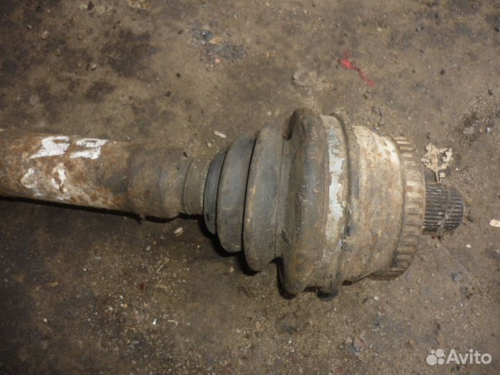 Привод левый volkswagen passat b5