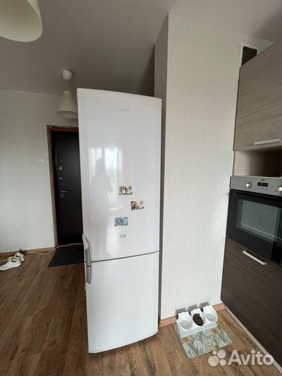 Холодильник beko