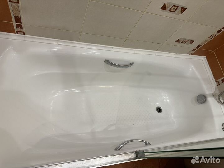 Мебель для ванной комнаты, ванная