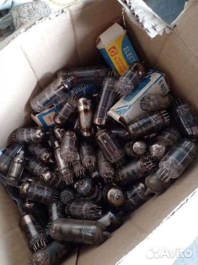 Лампы електронные