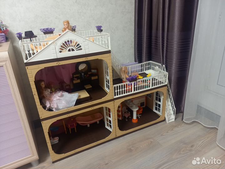 Домик кукольный