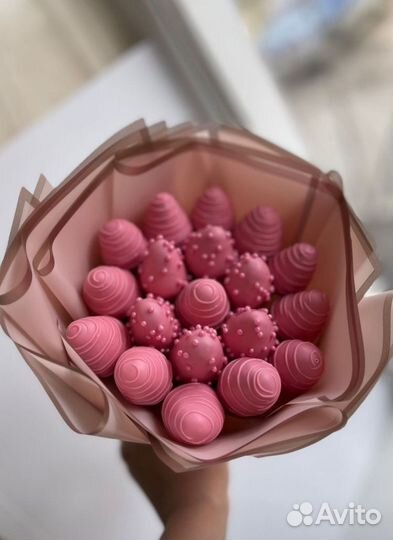 Клубника в шоколаде букеты