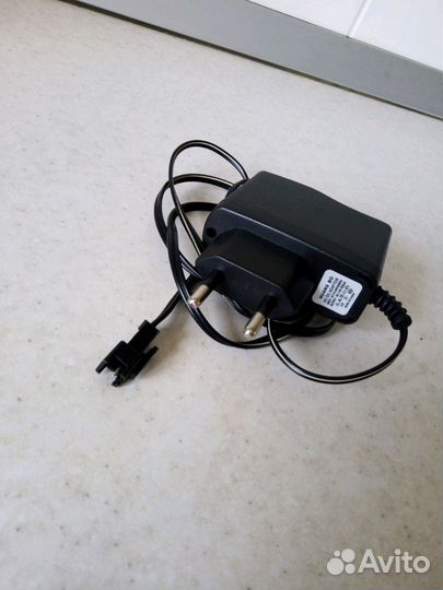 Зарядное устройство для телефона