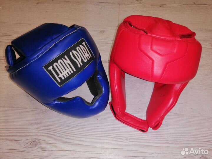 Шлем для бокса красный Domyos