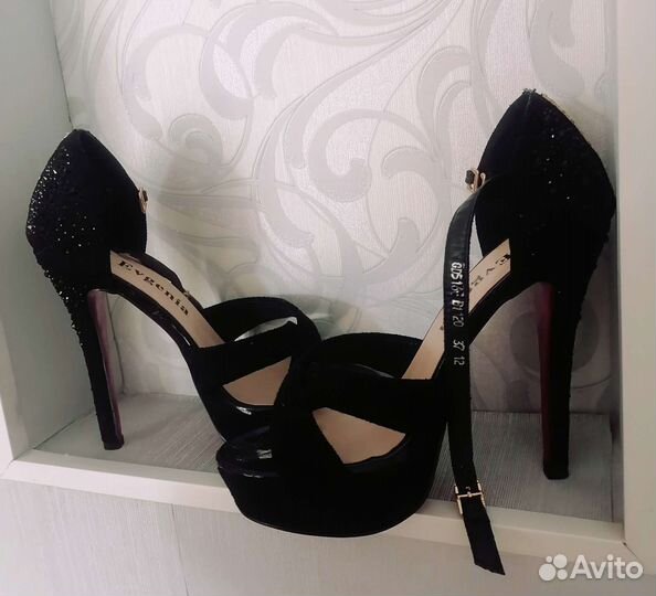 Туфли женские 37 размер новые