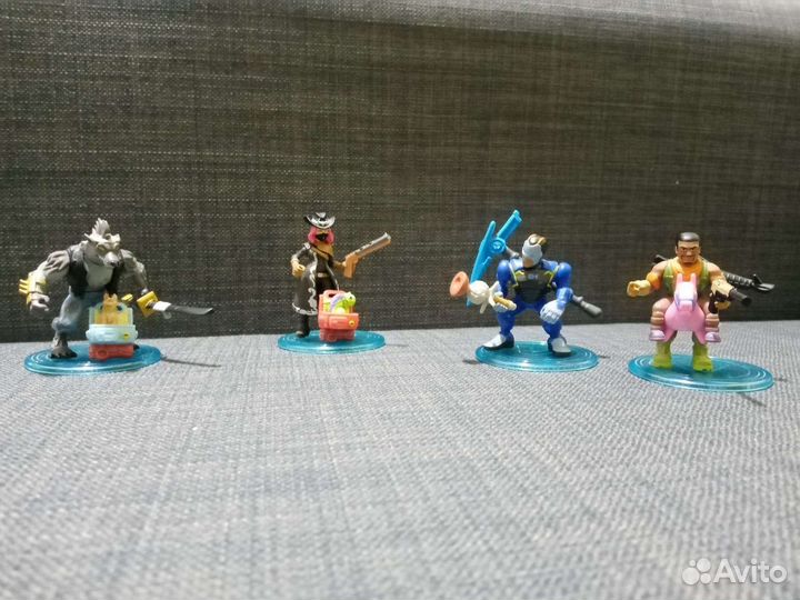 Набор фигурок Fortnite с аксессуарами