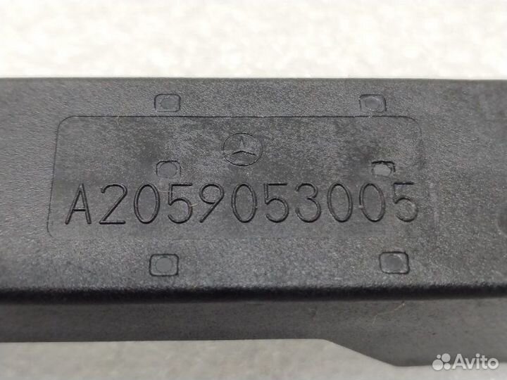 Антенна задняя правая Mercedes-Benz E-Class S213