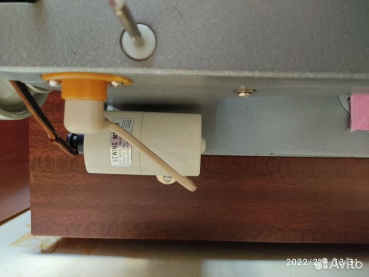 Швейная машинка Чайка 142М