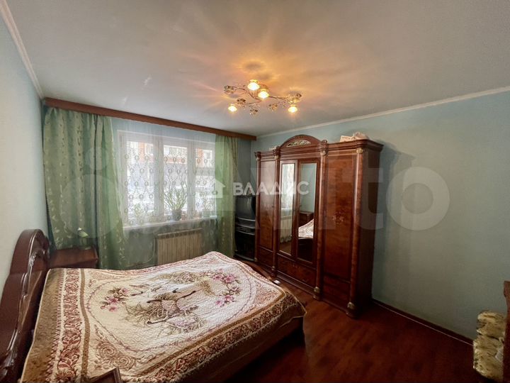 3-к. квартира, 79,8 м², 1/17 эт.