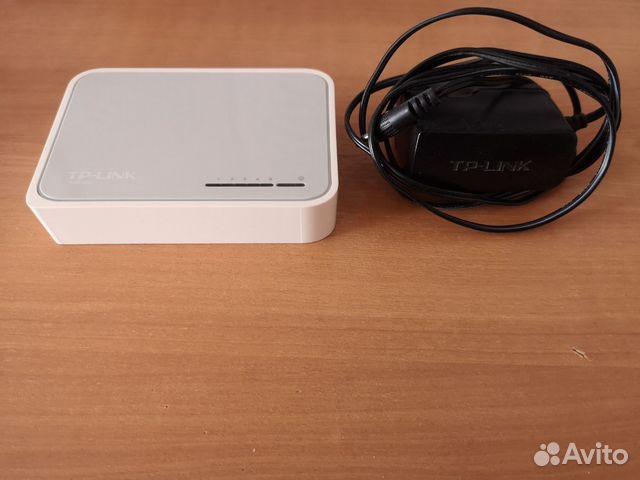 Коммутатор TP-Link TL-SF1005D