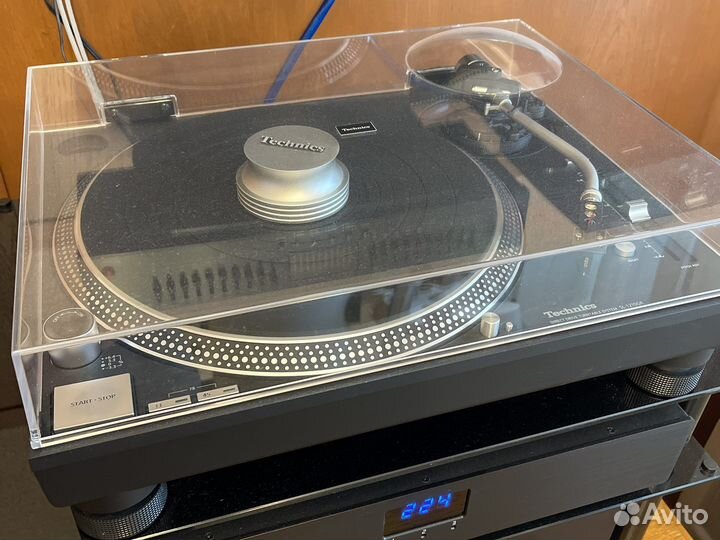 Виниловый проигрыватель Technics SL-1210GR