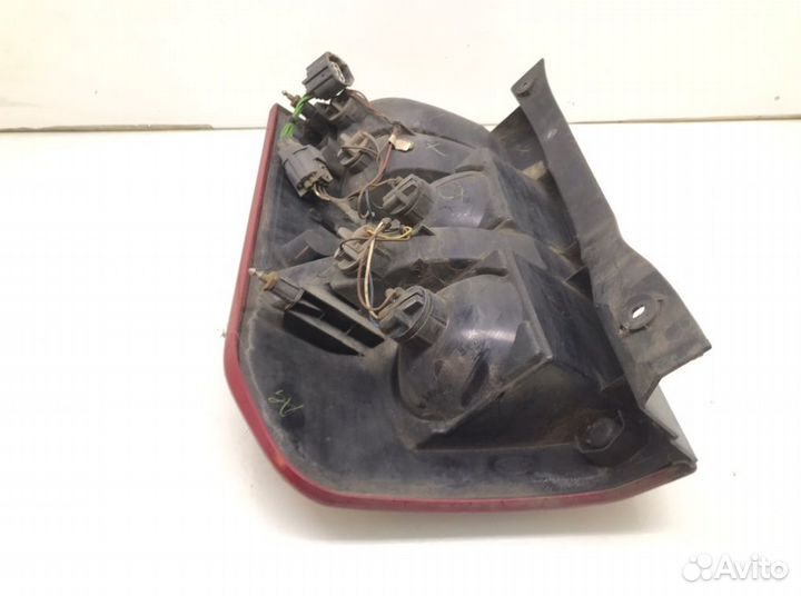 Фонарь Land Rover Discovery 3 (2004-2009)