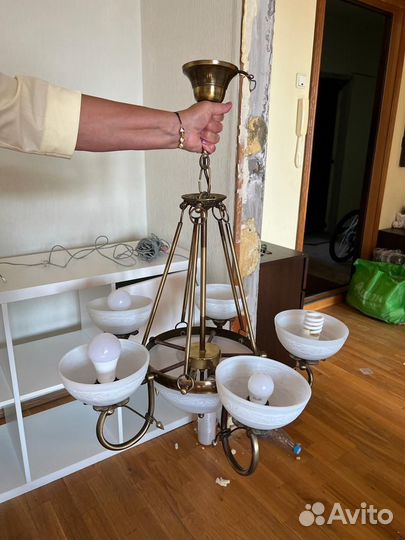 Люстра подвесная потолочная