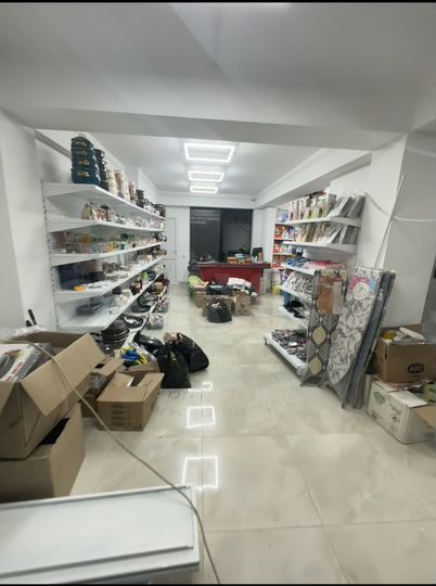 Торговая площадь, 77 м²