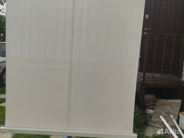 Экран для проектора