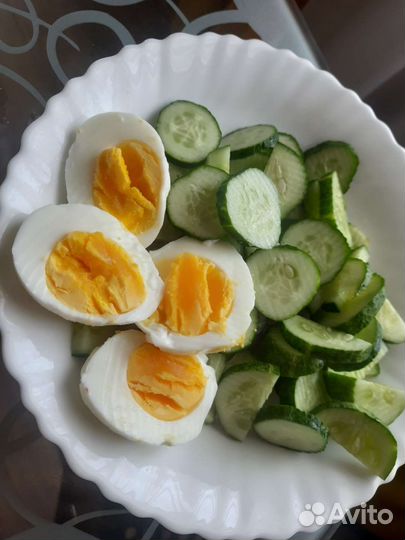 Домашние куриные яйца