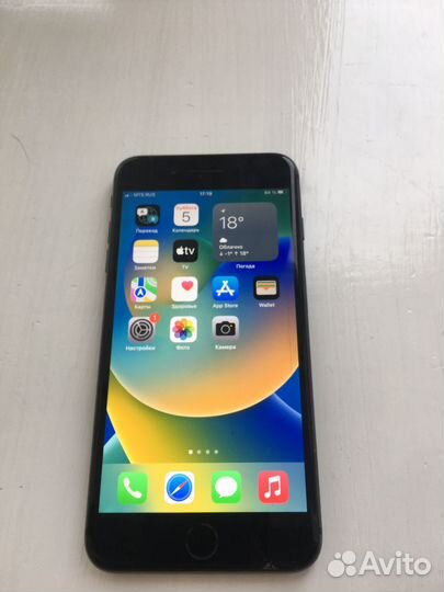 iPhone 8 Plus, 64 ГБ