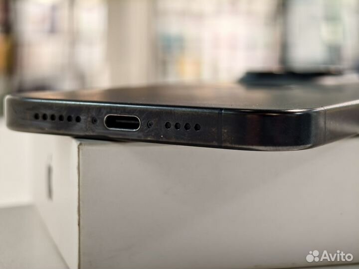 iPhone 15 Pro Max, 256 ГБ