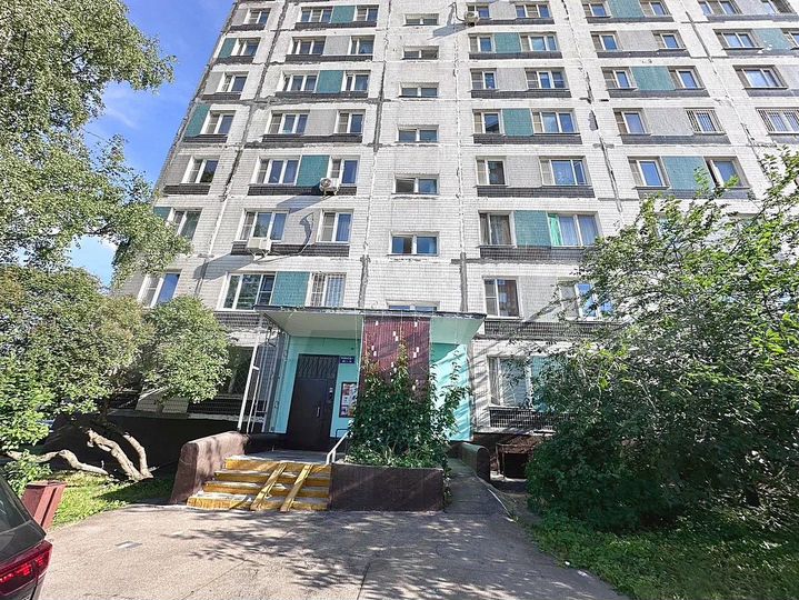 Квартира-студия, 18,6 м², 1/9 эт.