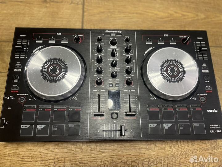 Dj контролер Pioneer DDJ SB2