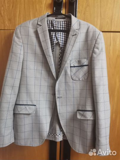 Пиджак подростковый