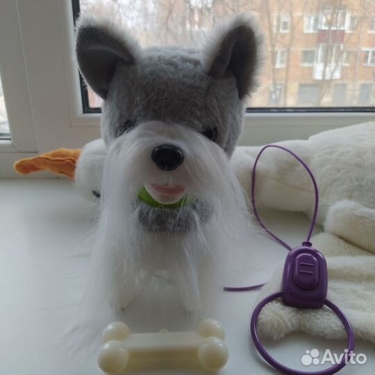Интерактивная игрушка собачка на поводке