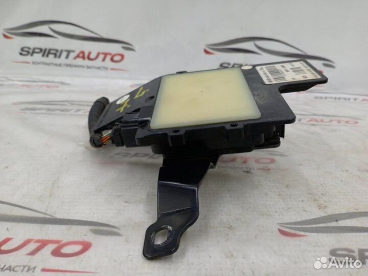 Датчик слепых зон задний левый Kia Sedona 3 G6DH