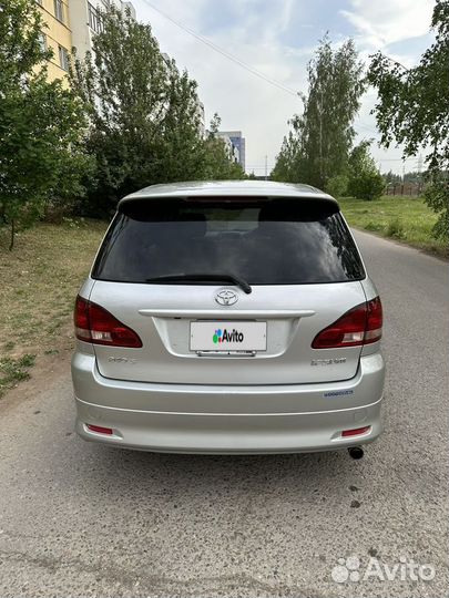 Toyota Ipsum 2.4 AT, 2001, 252 000 км
