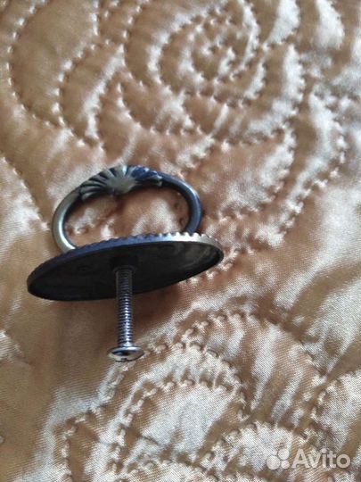 Мебельные ручки