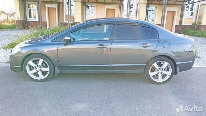 Honda Civic 1.8 AT, 2009, 380 000 км