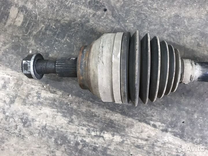 Привод передний правый Мерседес мл гл 164