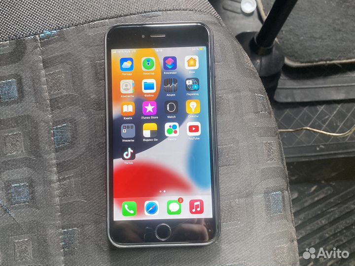 Телефон iPhone 6s+