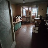 3-к. квартира, 65 м², 1/2 эт.