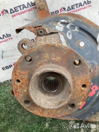 Кулак поворотный передний левый Renault Sandero