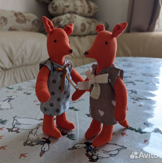 Подарки сувениры Сочи лисичка из ткани