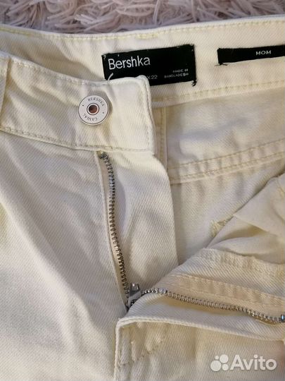 Джинсы bershka mom