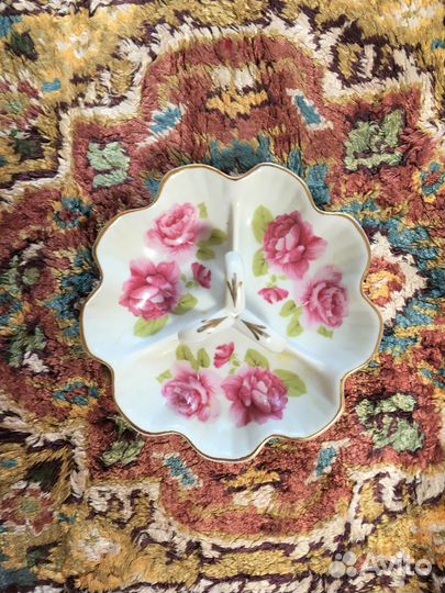 Менажница фарфоровая