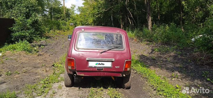 LADA 4x4 (Нива) 1.7 МТ, 2002, 180 000 км