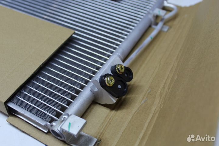 Радиатор охлаждения на Kia rio 4 Hyundai Solaris 2