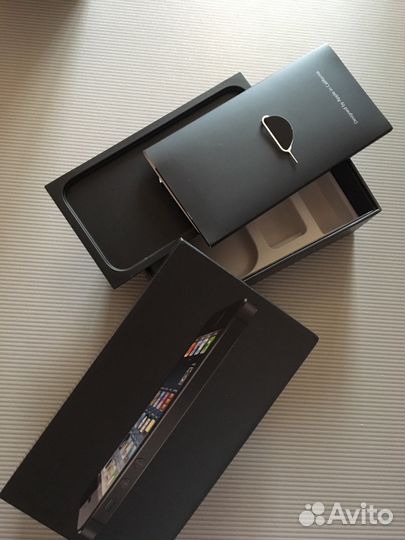 Коробка от iPhone 5s