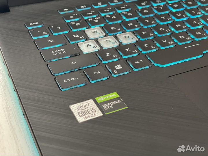 Отличный игровой Asus Rog Strix