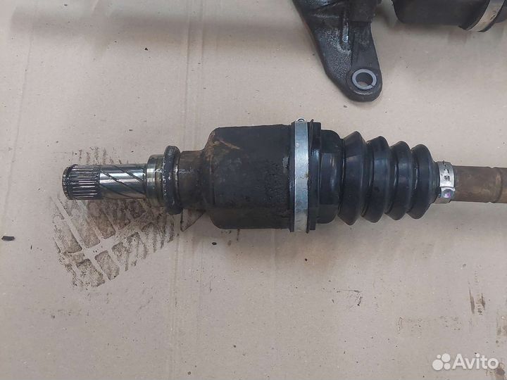 Привод передний левый Renault megane 2