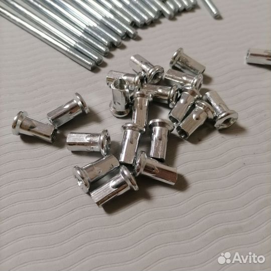 Спицы Урал с загибом с ниппелем, 20 штук