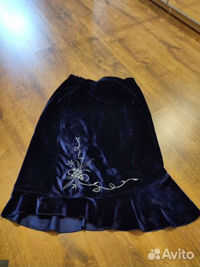 Юбка новая нежный велюр 48-50