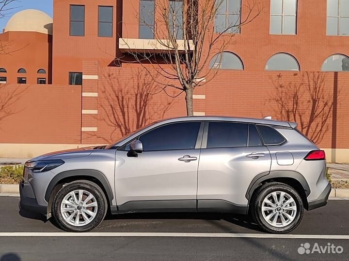 Toyota Corolla Cross 2.0 CVT, 2024, 3 000 км