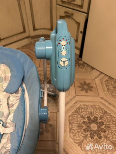 Шезлонг детский babyton