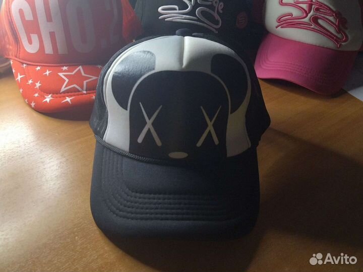 Панама, кепки