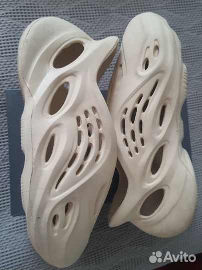 Yeezy Foam Runner Sand