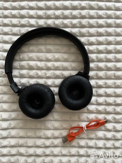 Беспроводные наушники JBL Tune 510BT черные