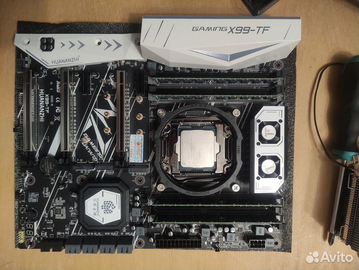 Intel 24/12 ядер на новой матплате + озу до 64Гб